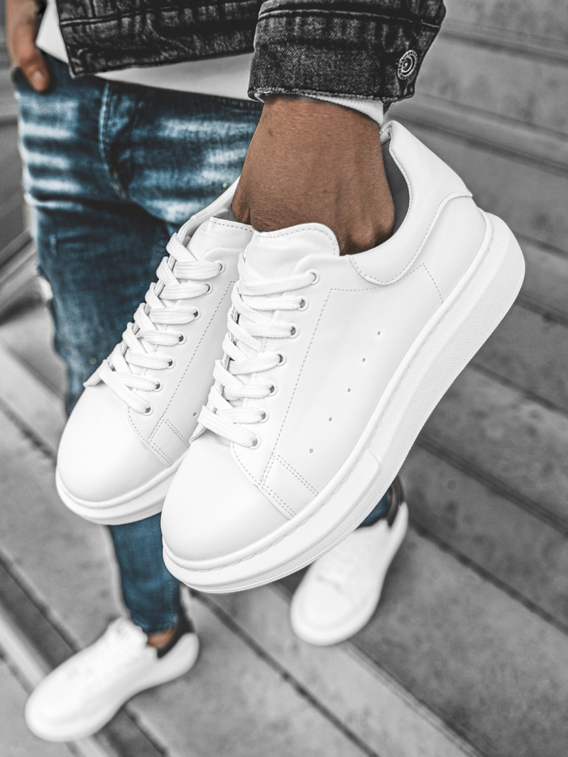 Sneakers de hombre blancos OZONEE B/2051