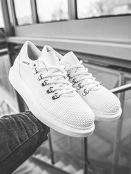 Sneakers de hombre blancos OZONEE CH/021