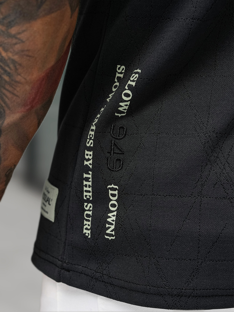 Camiseta de hombre negras OZONEE O/QQ1530