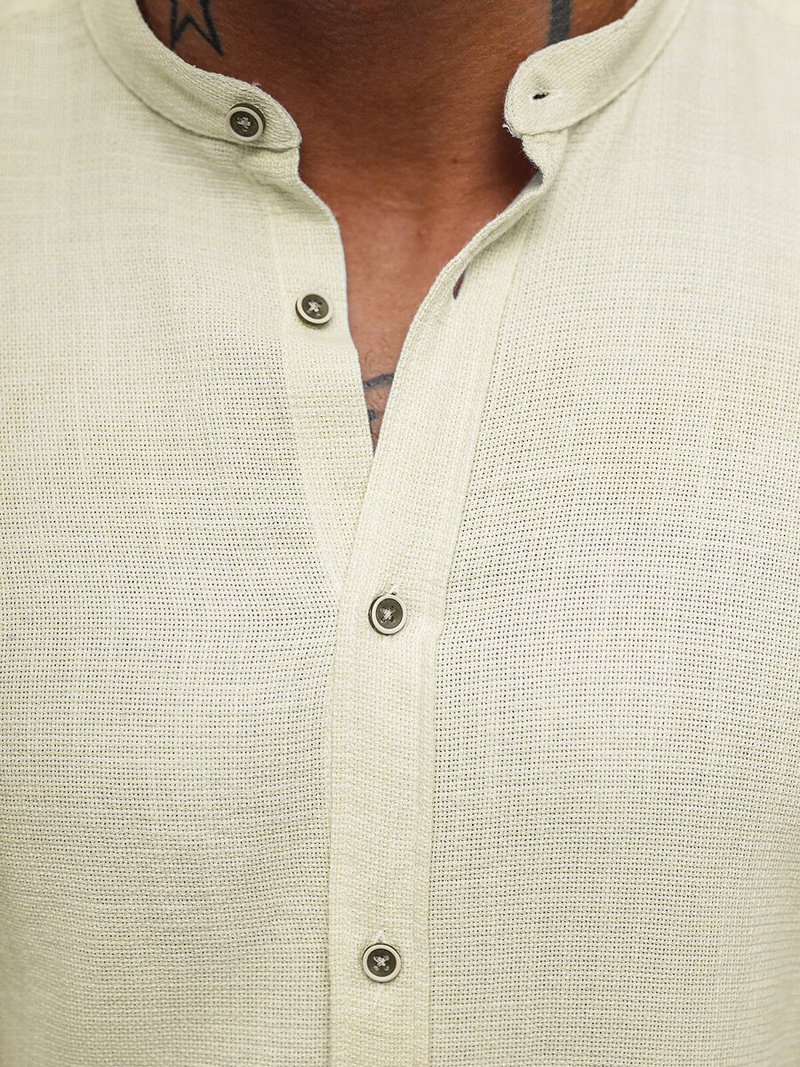 Camisa de hombre beige OZONEE O/V117
